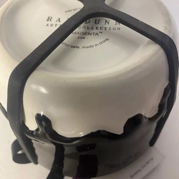 Rae Dunn BOO Measuring Cups 2024 Set of 4 Black White Drip Paint - Picture 5 of 5